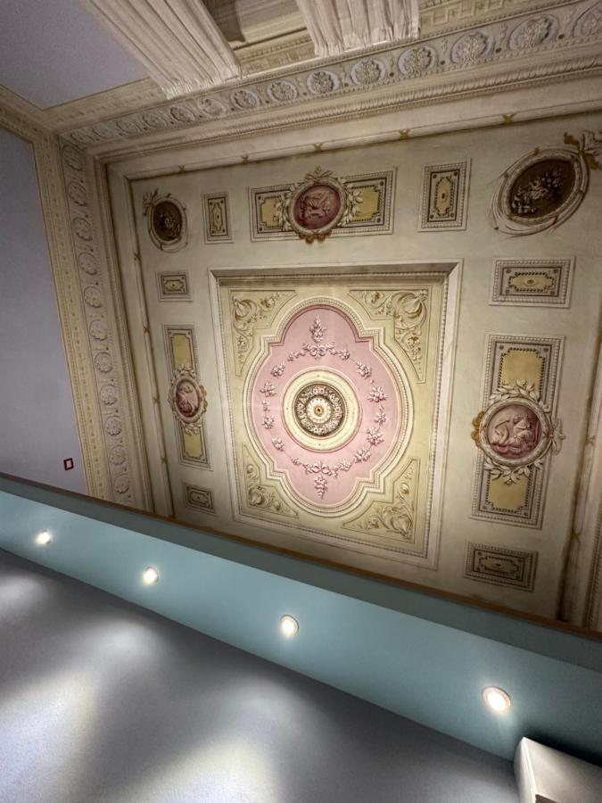In Centro Lovely Home لوكا المظهر الخارجي الصورة