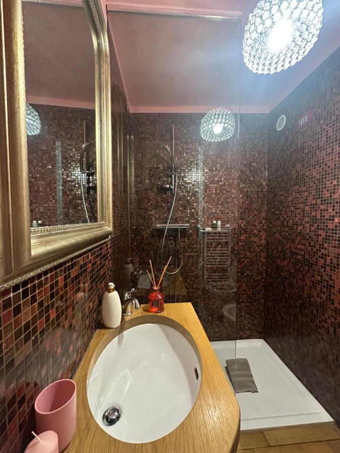 In Centro Lovely Home لوكا المظهر الخارجي الصورة